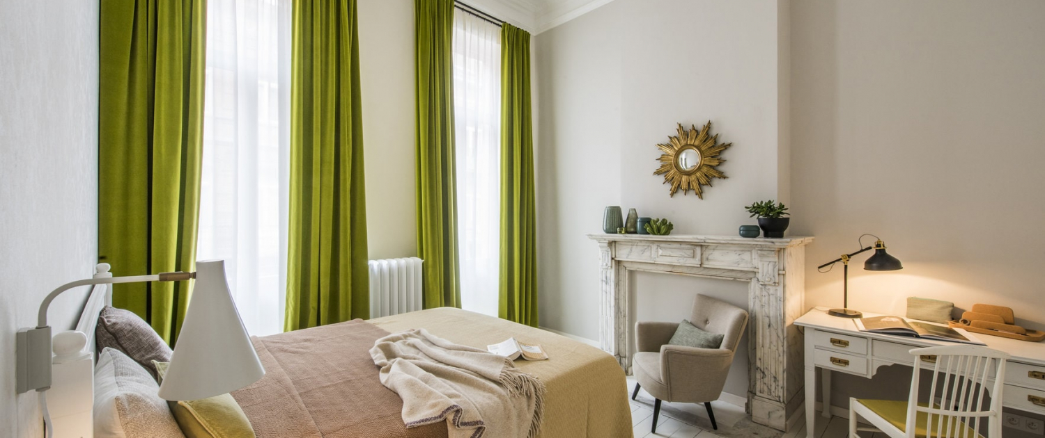 CIty View Room with balcony at House Louise of Morton Place in Brussels